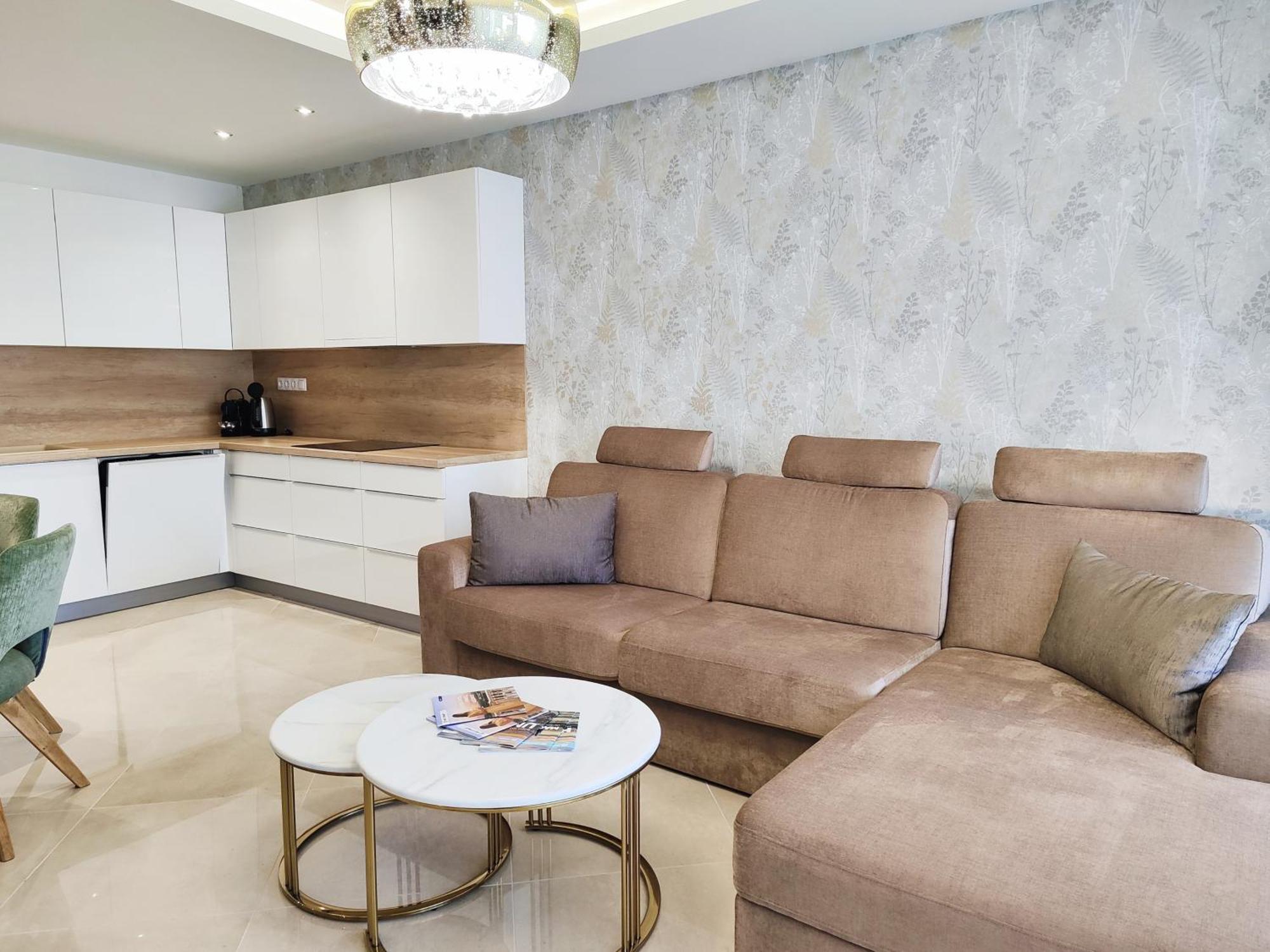 Royal Liberty Apartment Keszthely Εξωτερικό φωτογραφία
