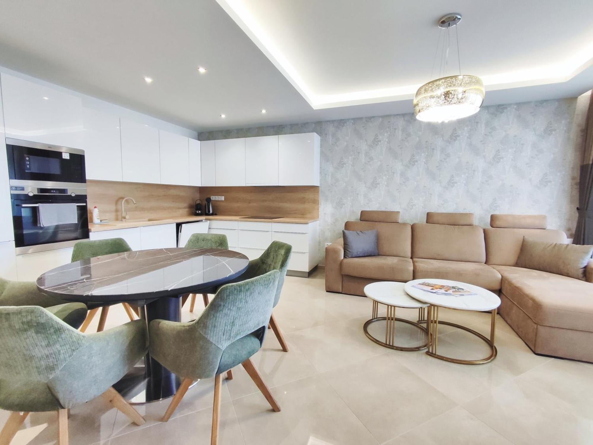 Royal Liberty Apartment Keszthely Εξωτερικό φωτογραφία