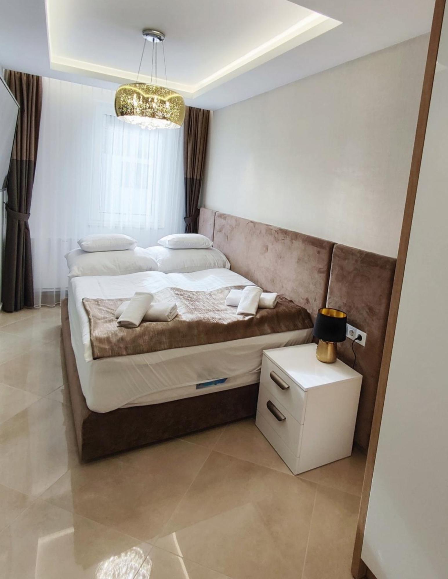 Royal Liberty Apartment Keszthely Εξωτερικό φωτογραφία