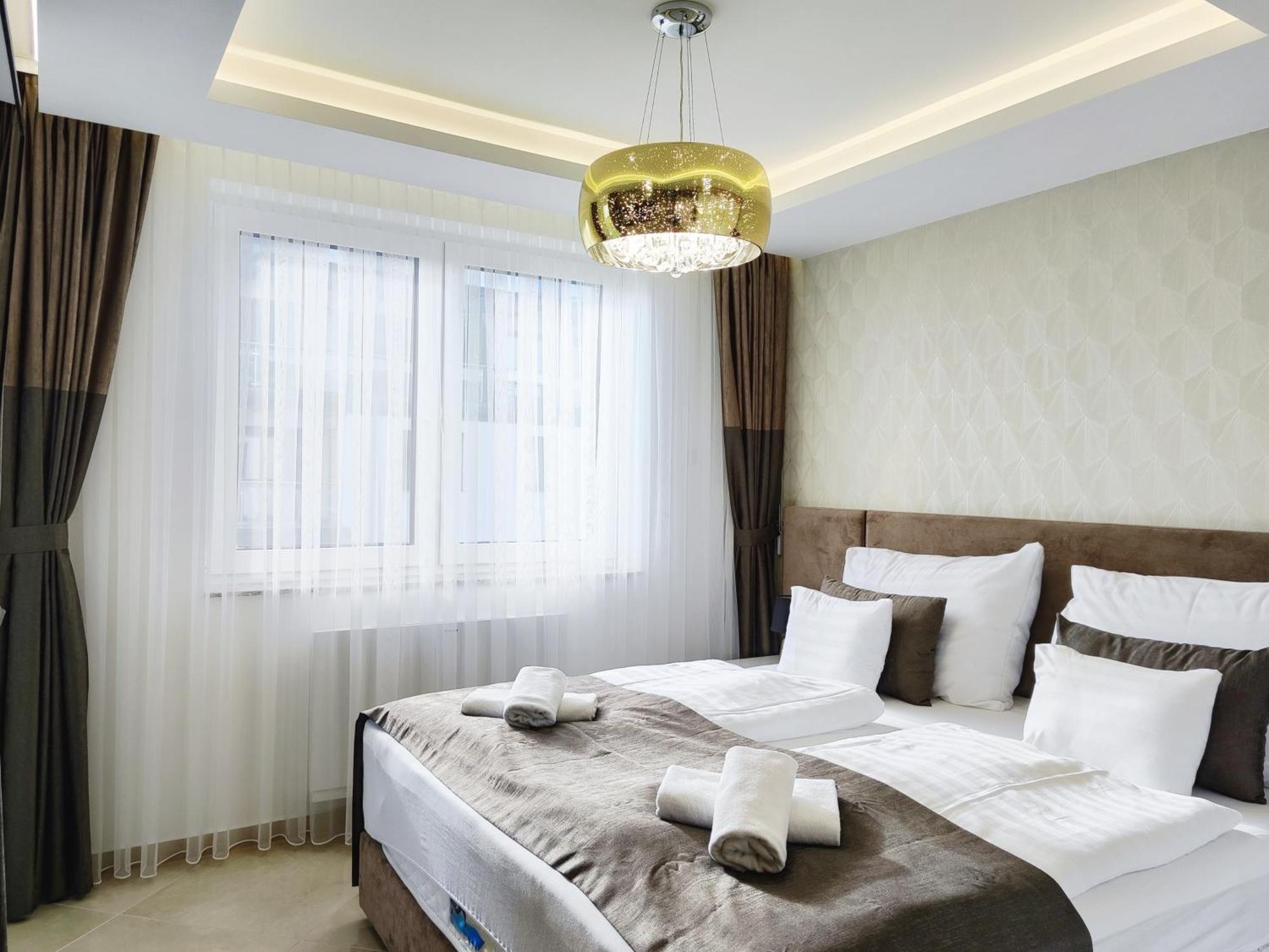 Royal Liberty Apartment Keszthely Εξωτερικό φωτογραφία