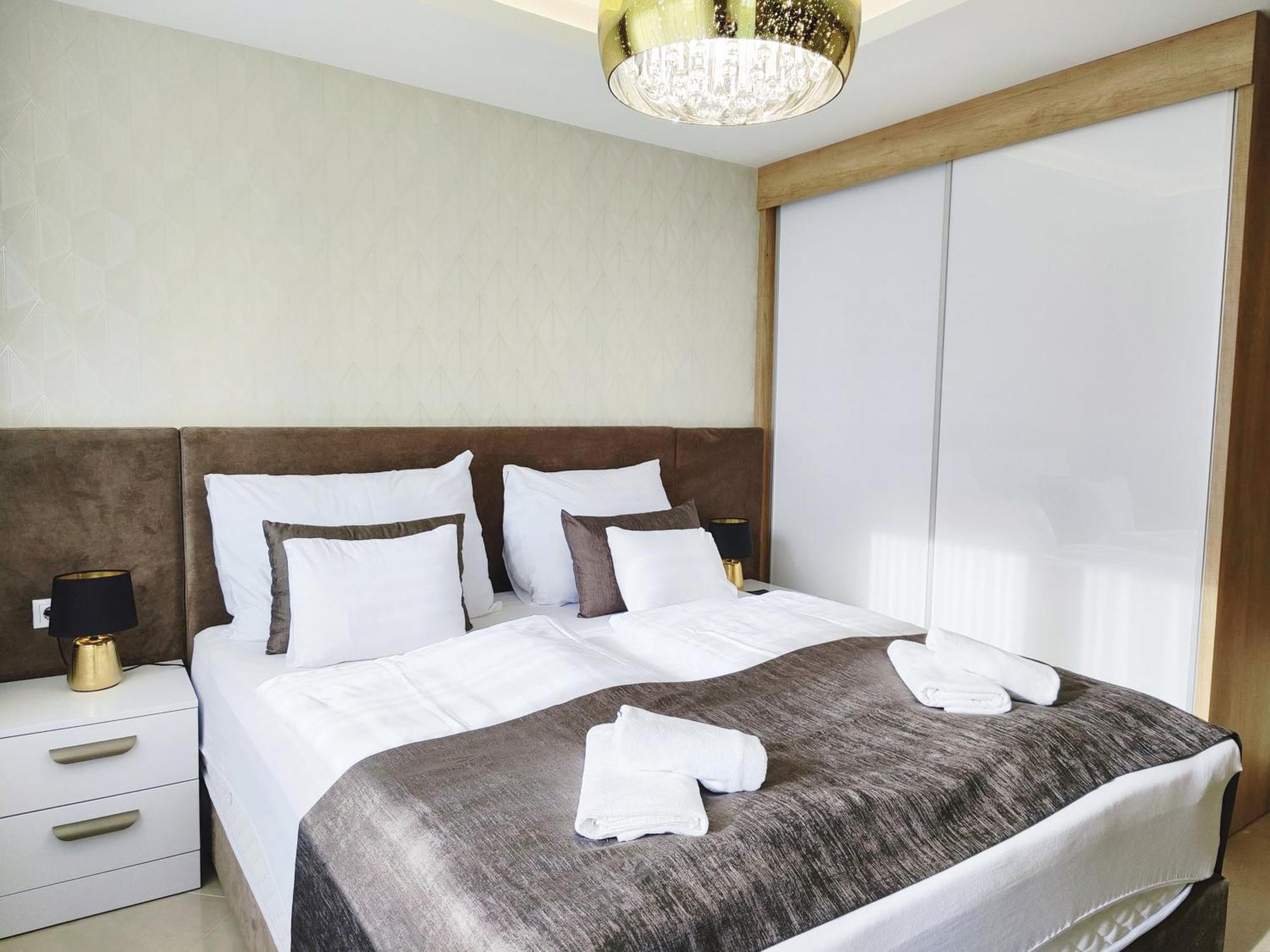 Royal Liberty Apartment Keszthely Εξωτερικό φωτογραφία