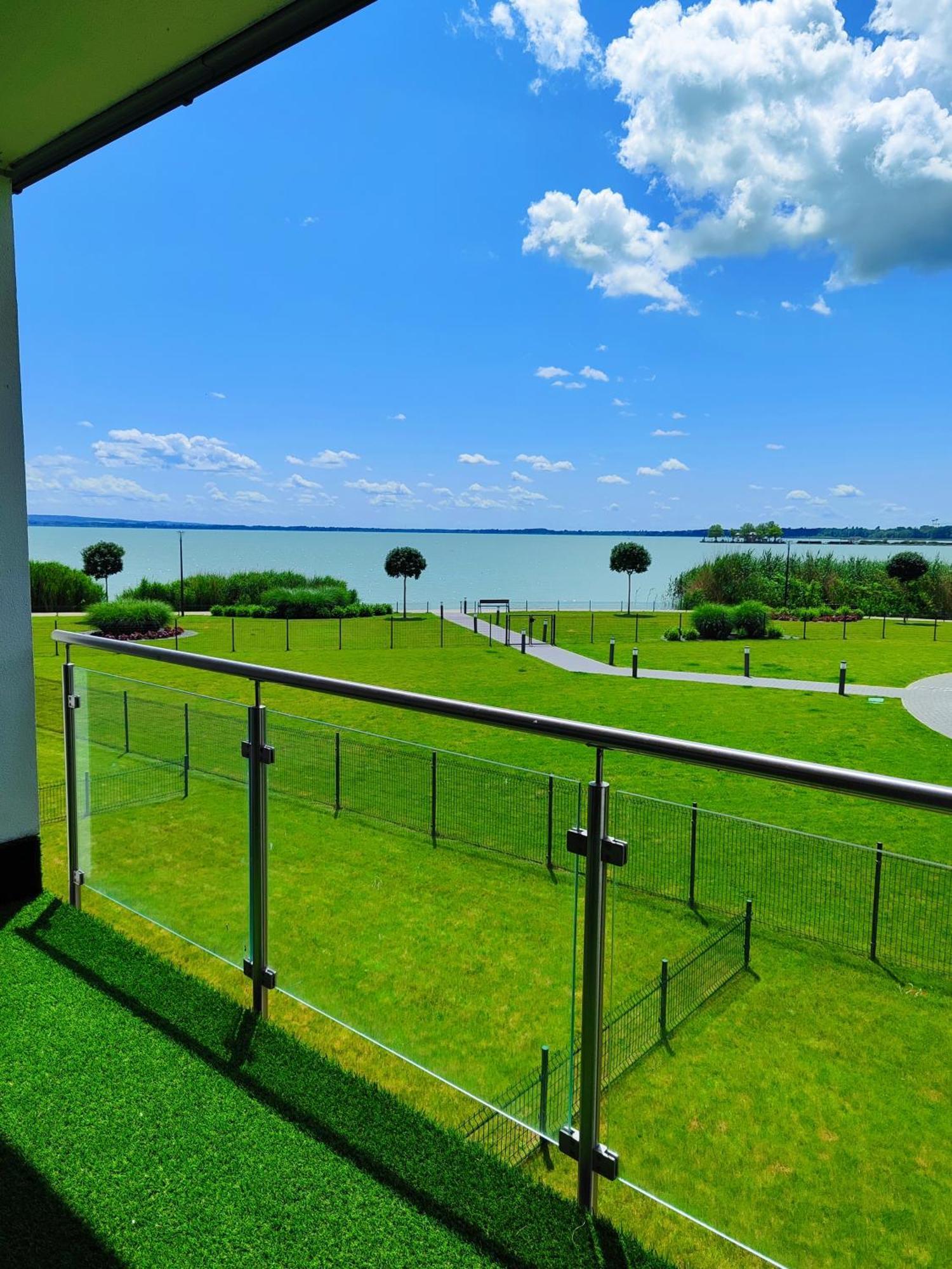 Royal Liberty Apartment Keszthely Εξωτερικό φωτογραφία